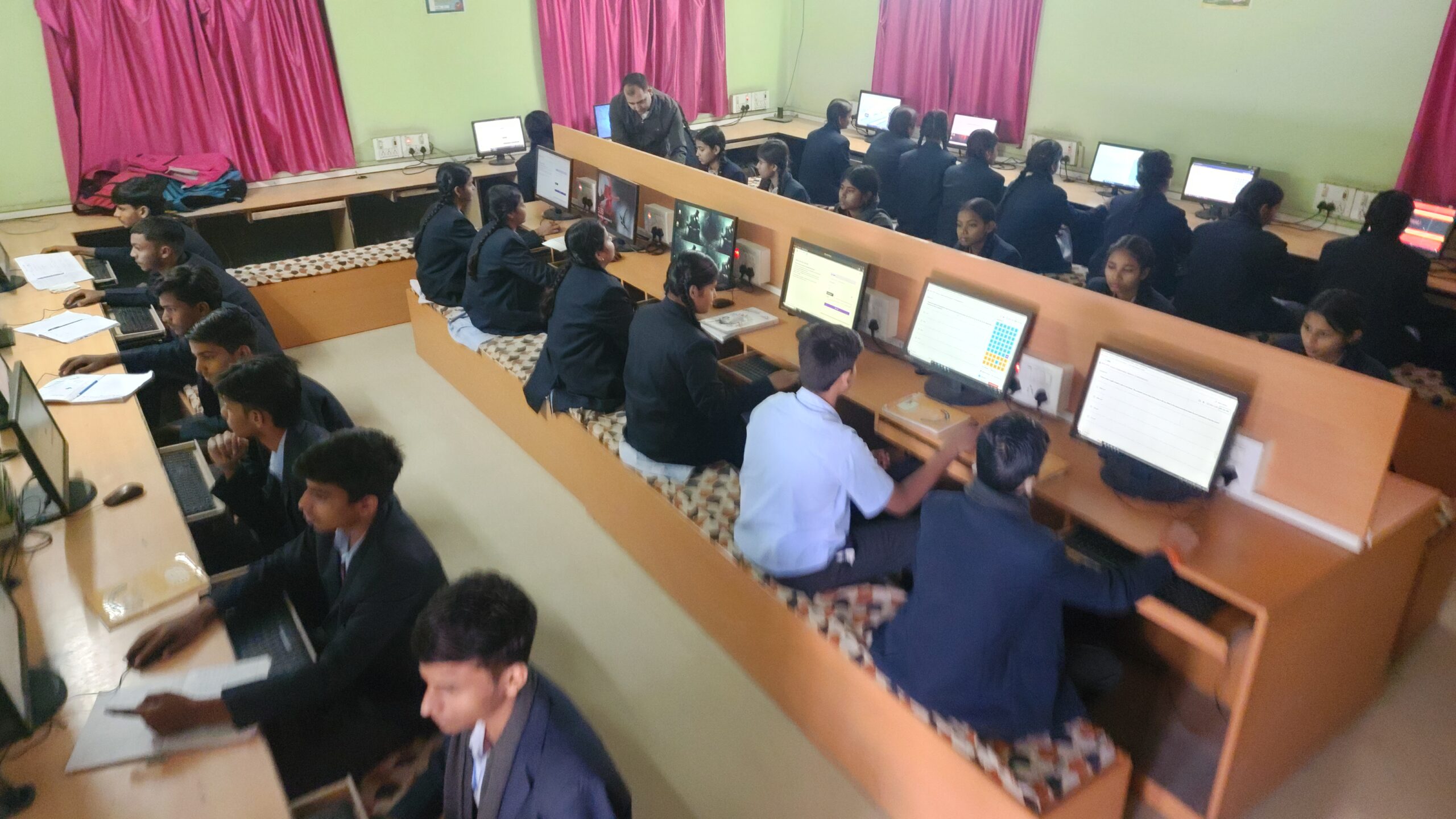 computer lab 20251113 110337