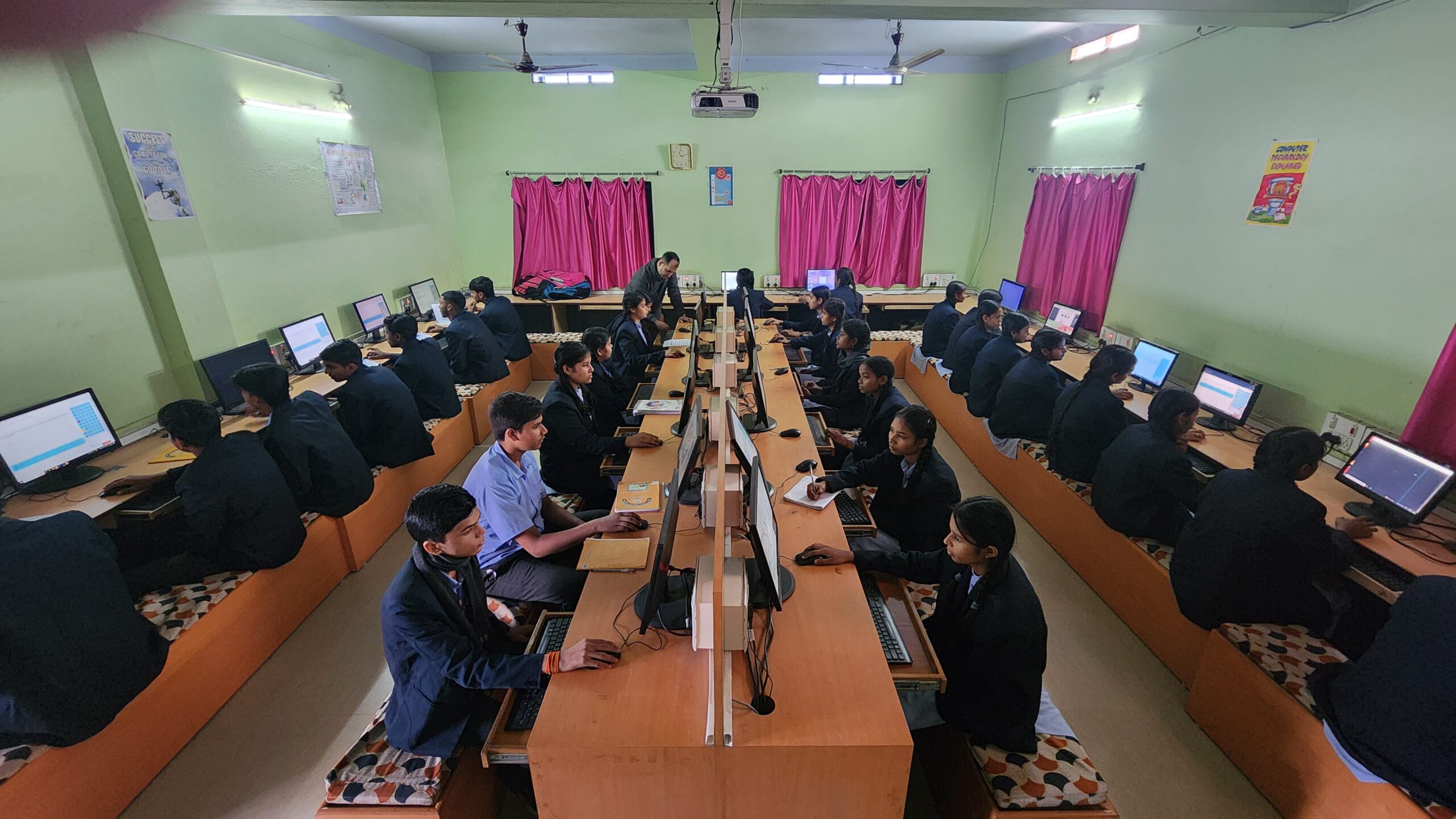 computer lab 20251113 110605