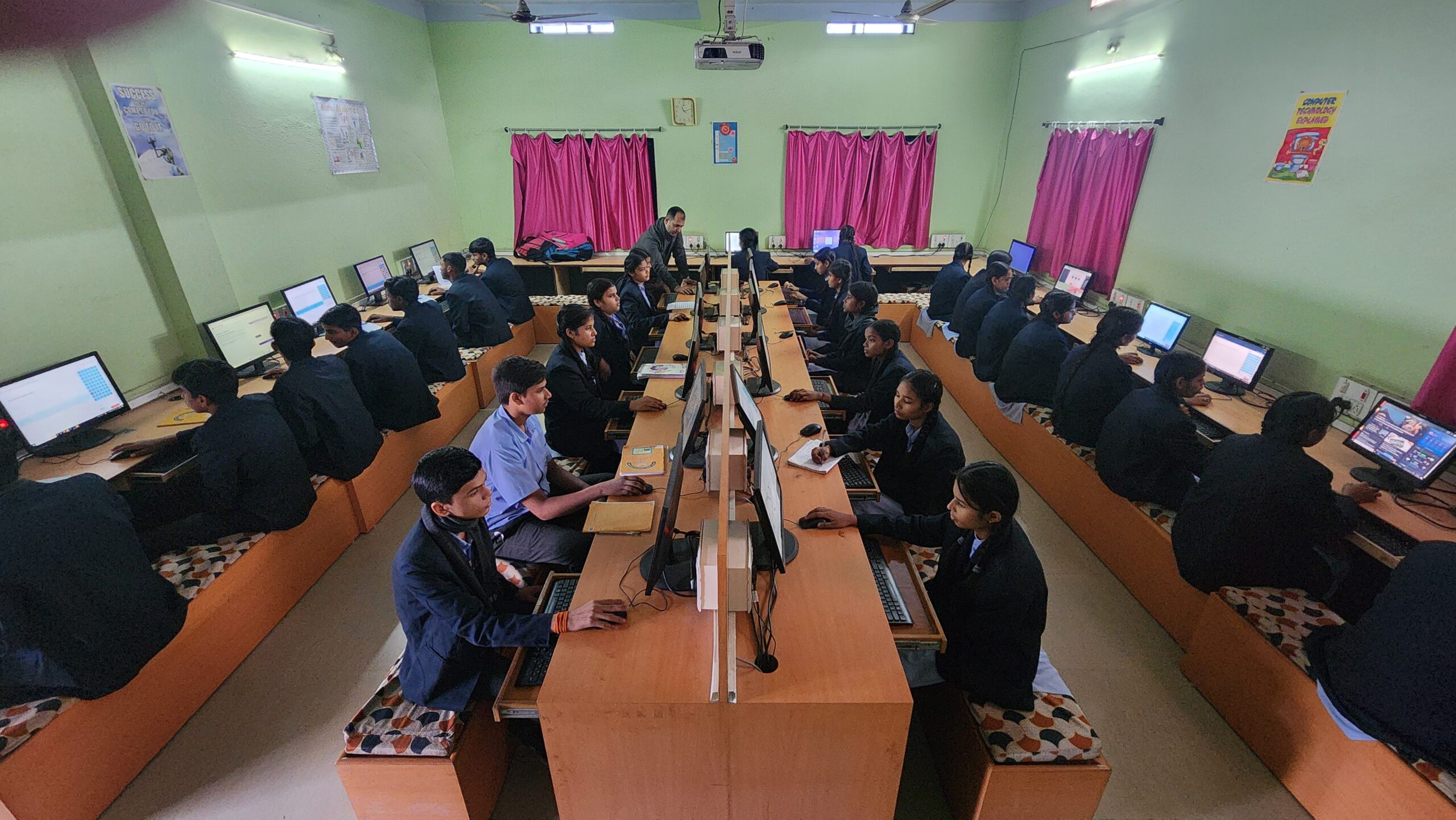 computer lab 20251113 110609